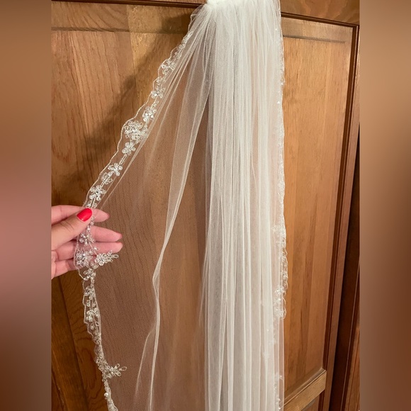 Bijou Bridal Veil